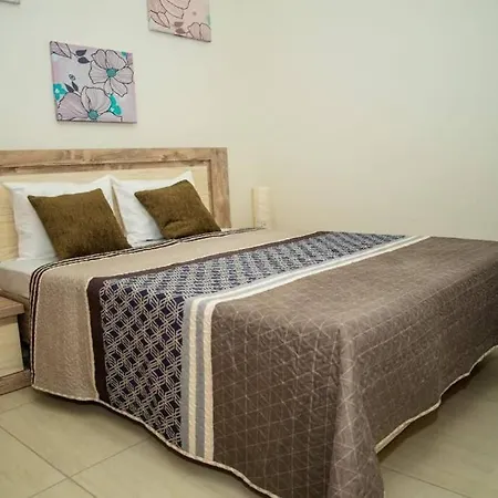 Entire Luxury 3 Bedroom Condo For Rent - Flic-En-Flac - Close To Beach المظهر الخارجي الصورة