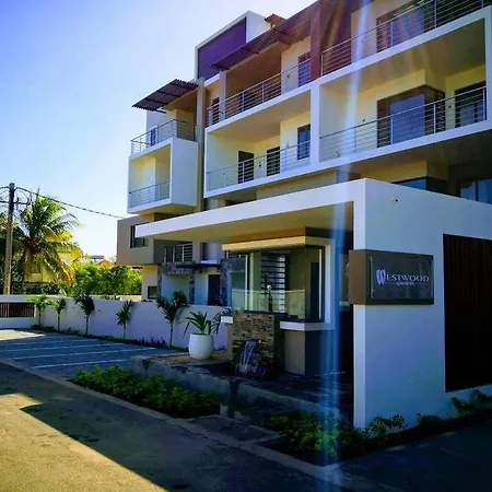 Entire Luxury 3 Bedroom Condo For Rent - Flic-En-Flac - Close To Beach المظهر الخارجي الصورة